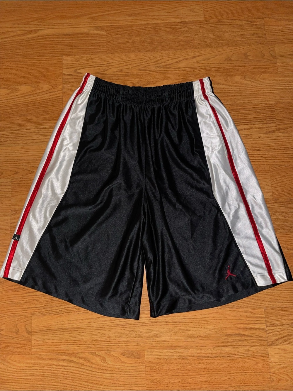 Rare Nike Air Jordan basketball shorts men’s 2xl black white red